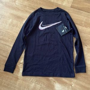 Nike boy’s long sleeve shirt- never been worn